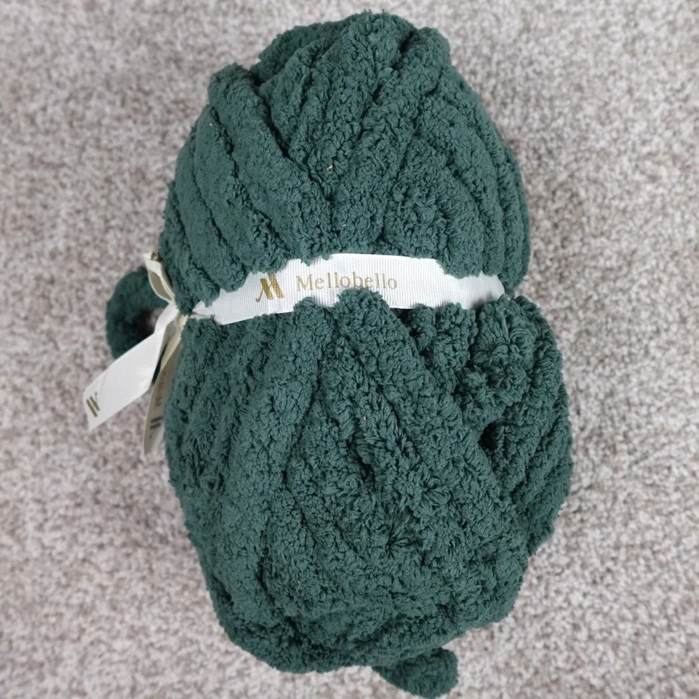 Mellobello Chunky Chenille Yarn Forest Green Super Bulky Soft Velvet DIY Craft